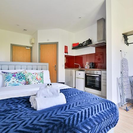 Princess Lofts City Centre Studios With Nespresso Coffee Machines & New Fast Wifi By Stayright Суонси Экстерьер фото